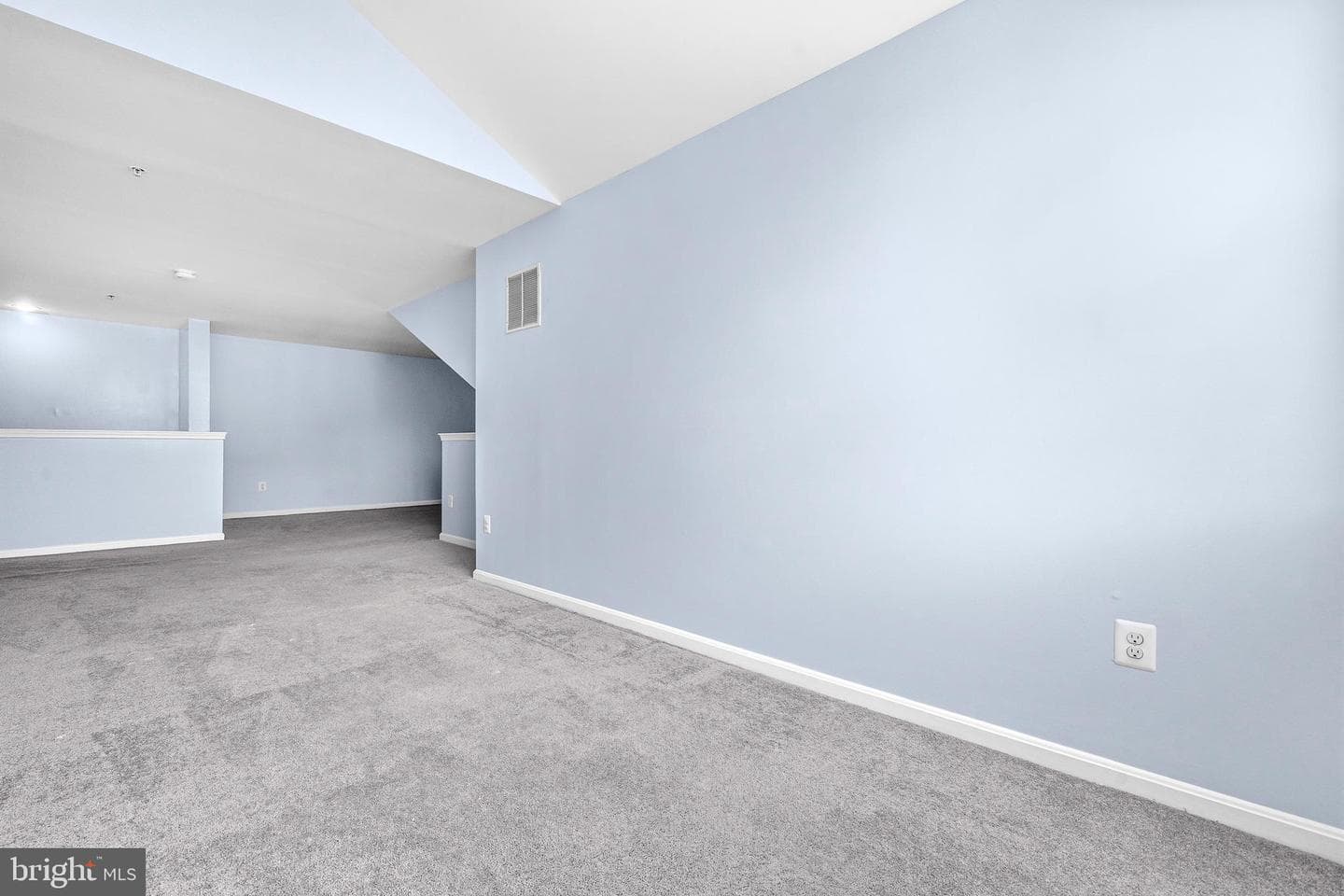 8805 Stone Ridge Circle #304 photo 25