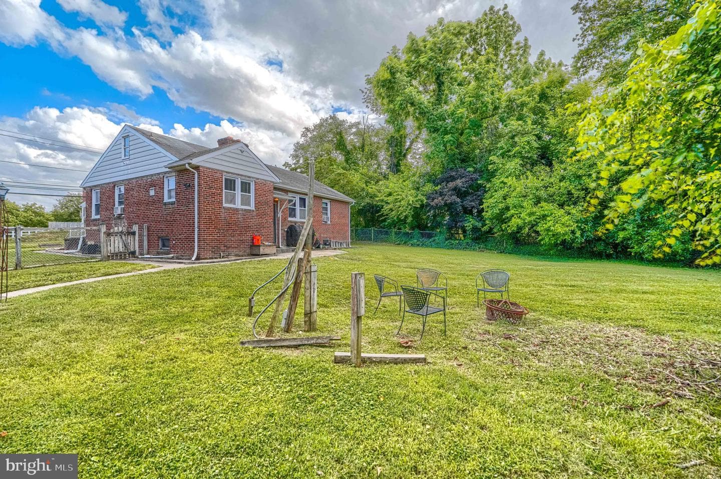 5010 Hazelwood Avenue photo 44