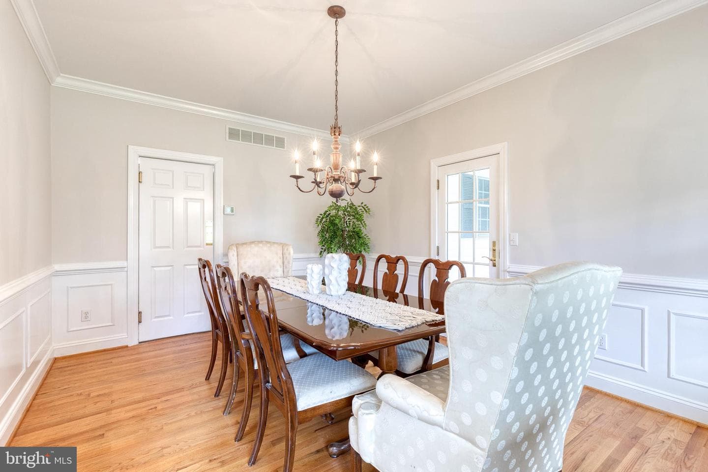 10925 Falls Road photo 21