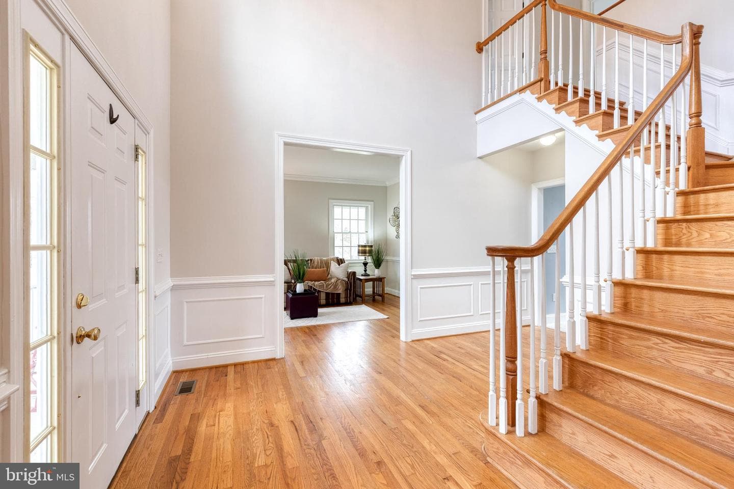 10925 Falls Road photo 9