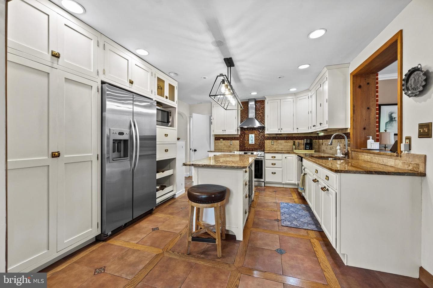 223 Edridge Way photo 13