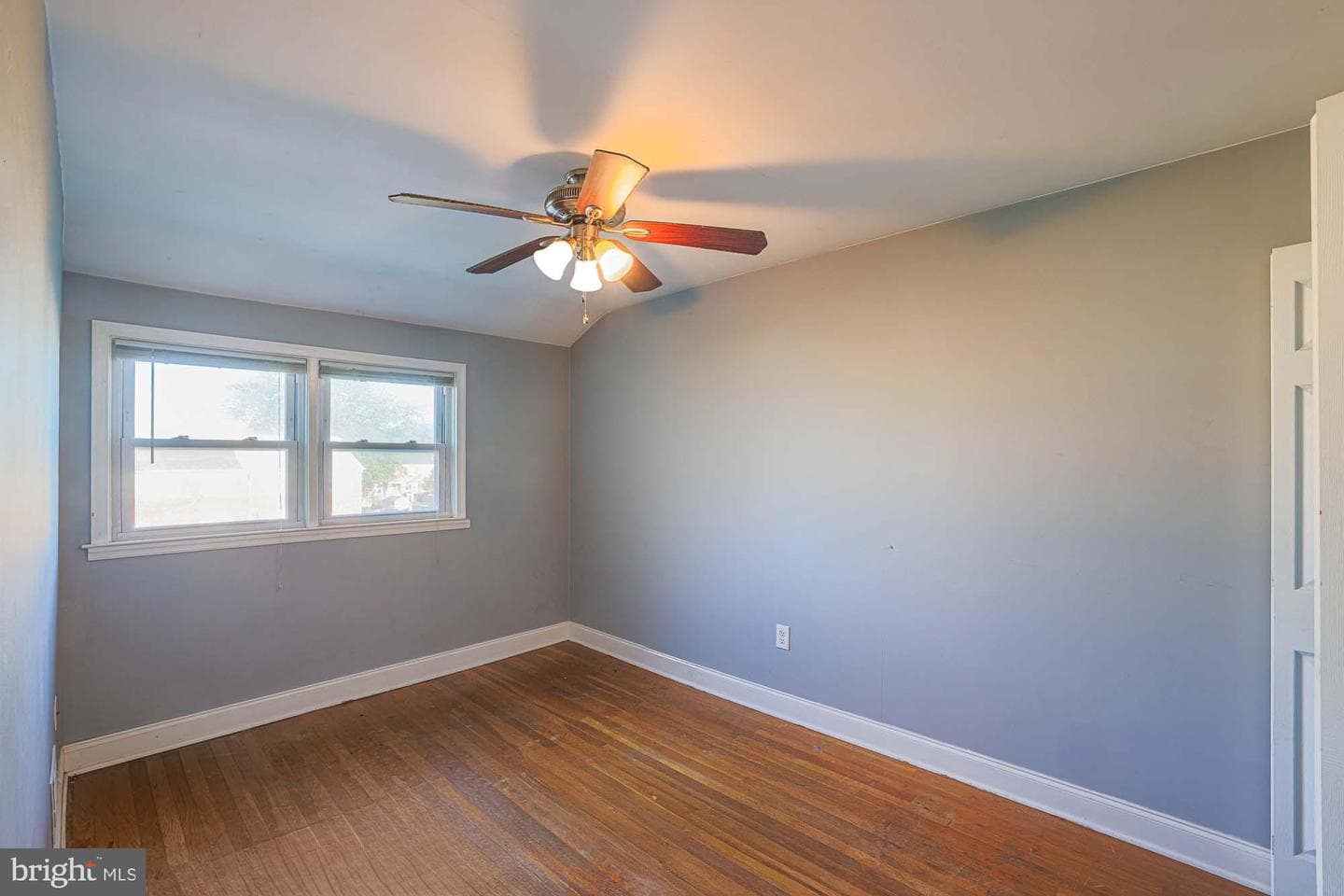 8529 Harris photo 25