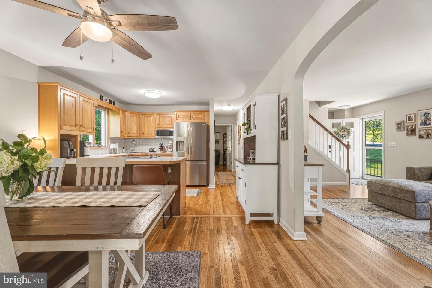 1102 Greenway Road photo 3