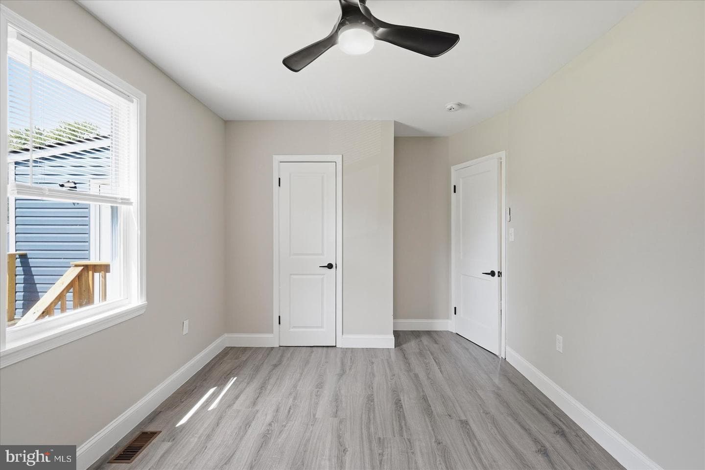 825 Martin Road photo 16