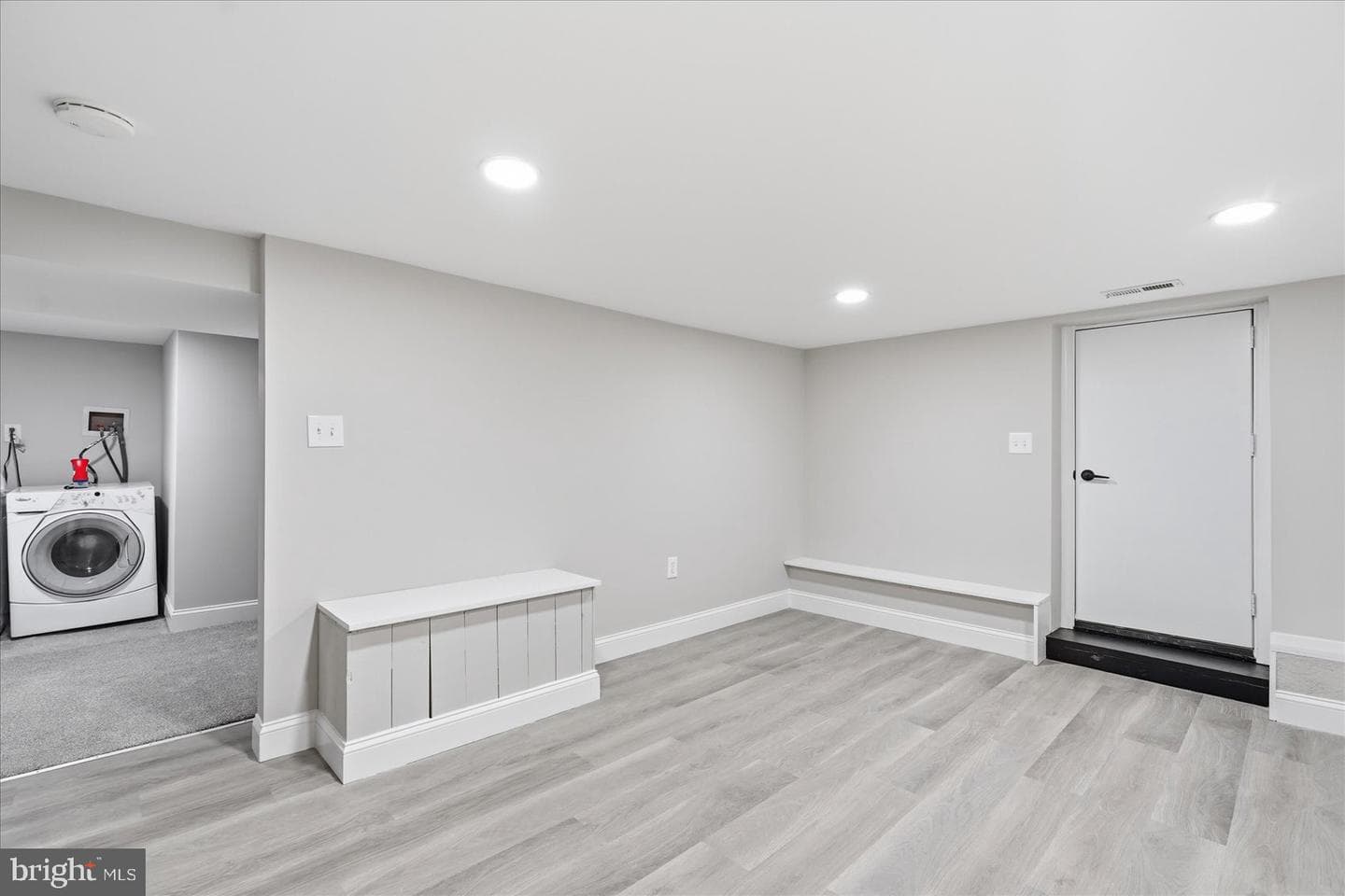 825 Martin Road photo 26