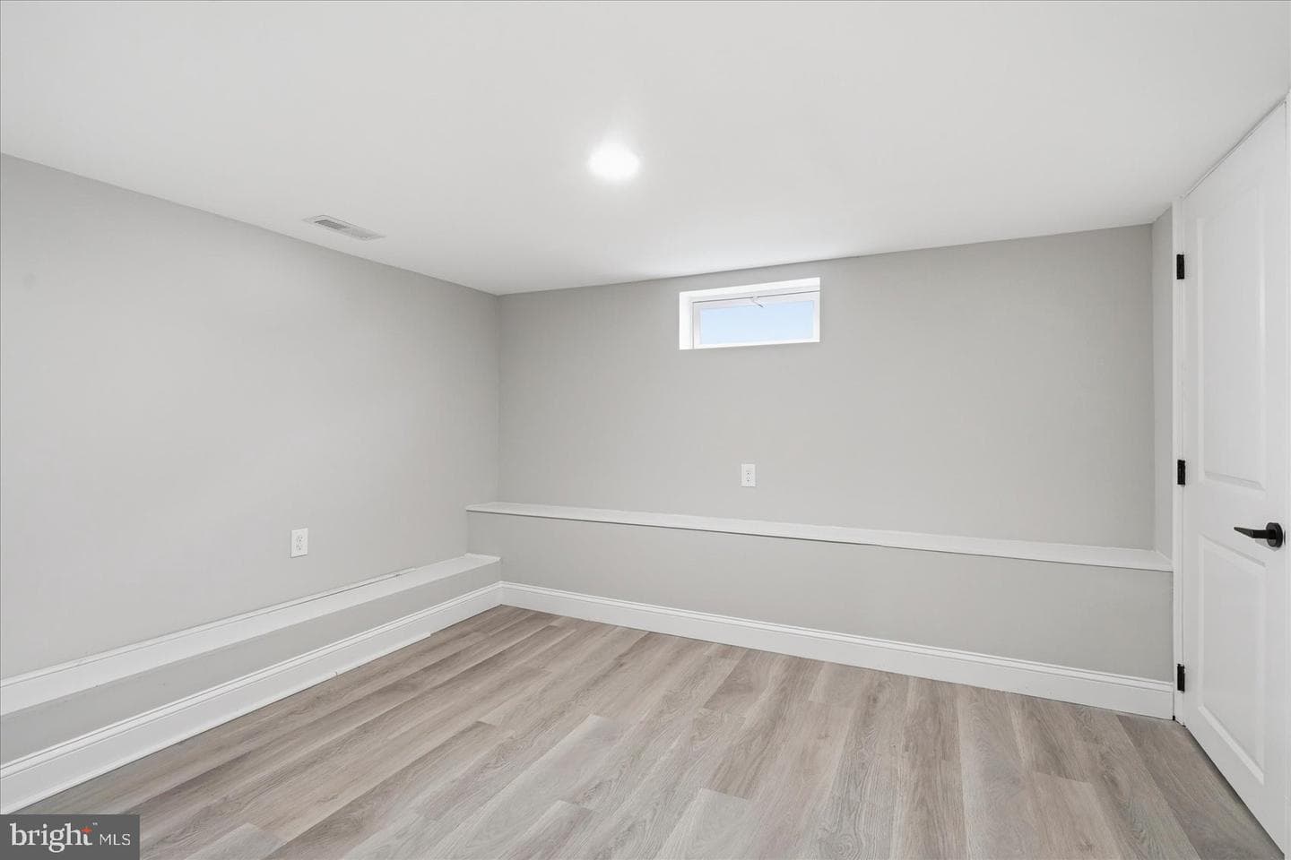 825 Martin Road photo 28