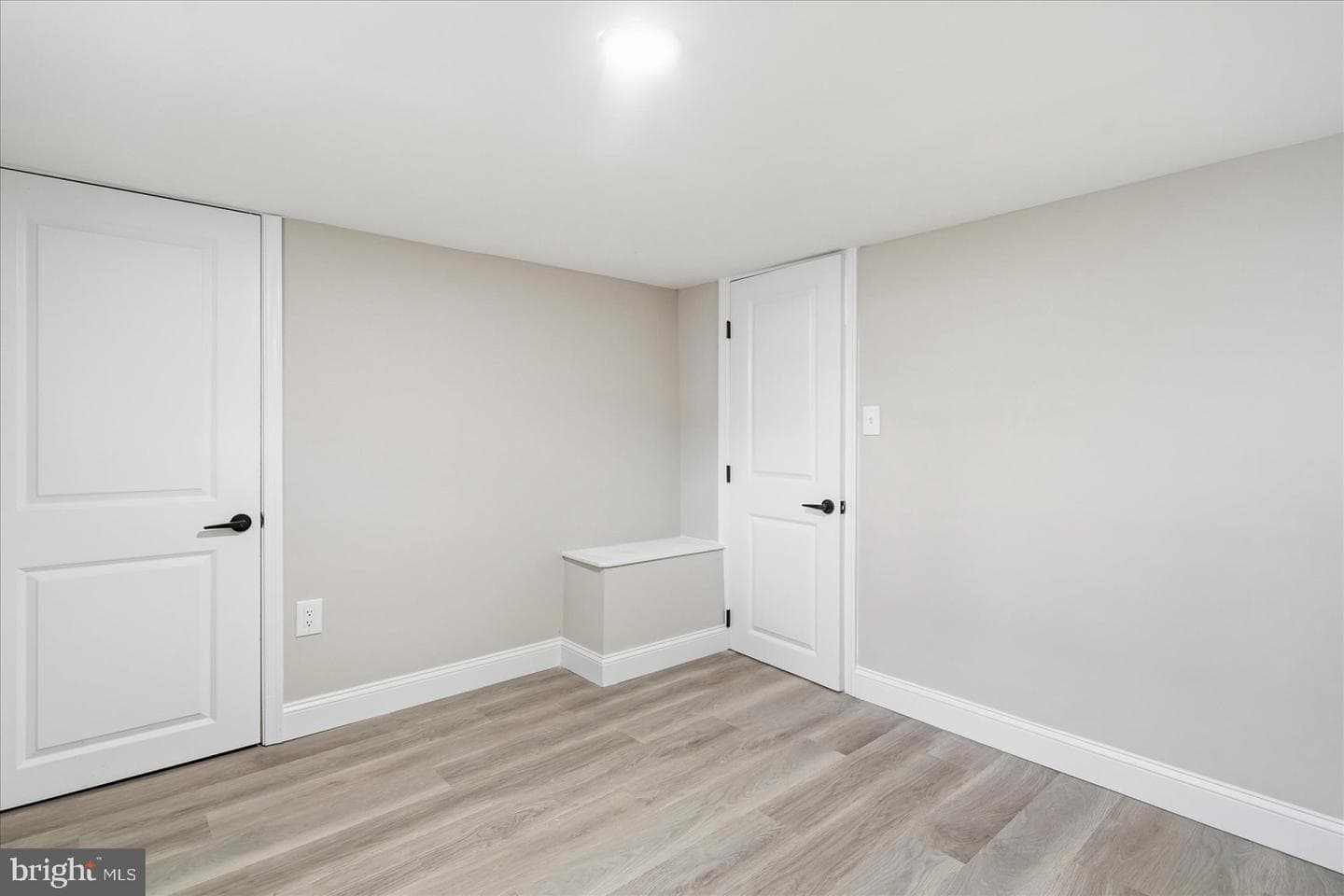 825 Martin Road photo 29