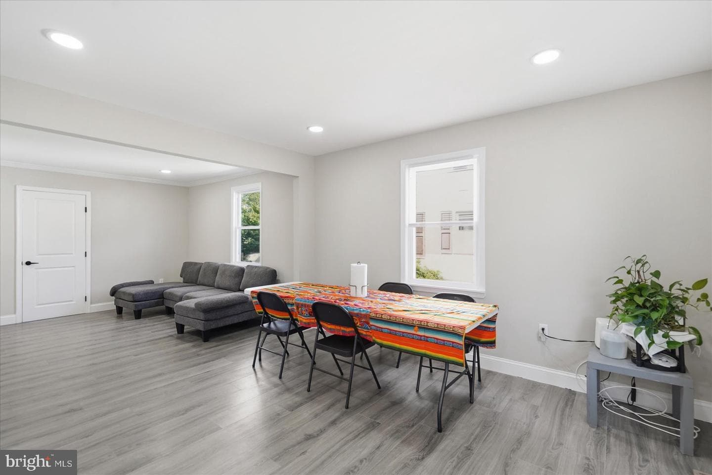 825 Martin Road photo 4
