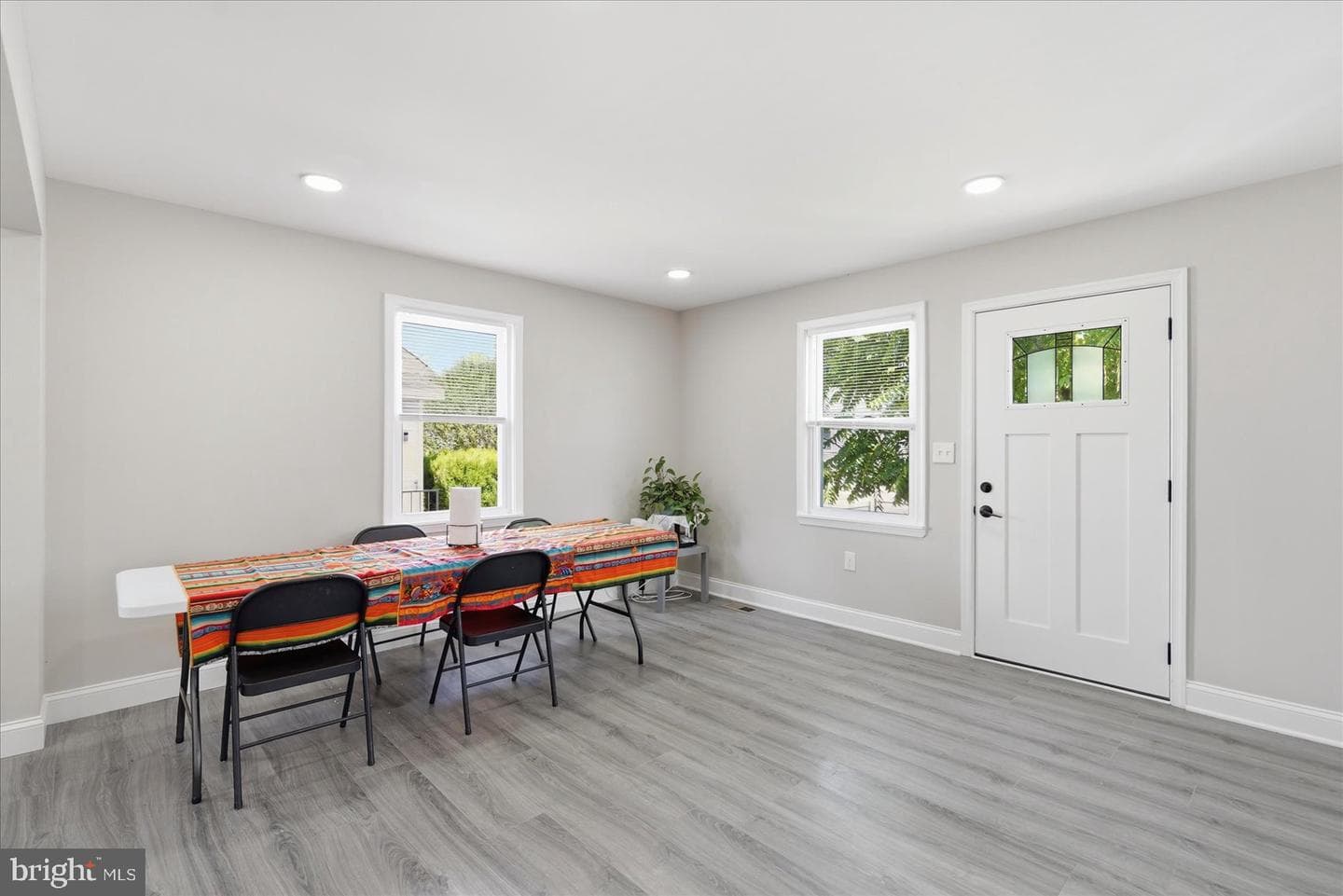 825 Martin Road photo 6