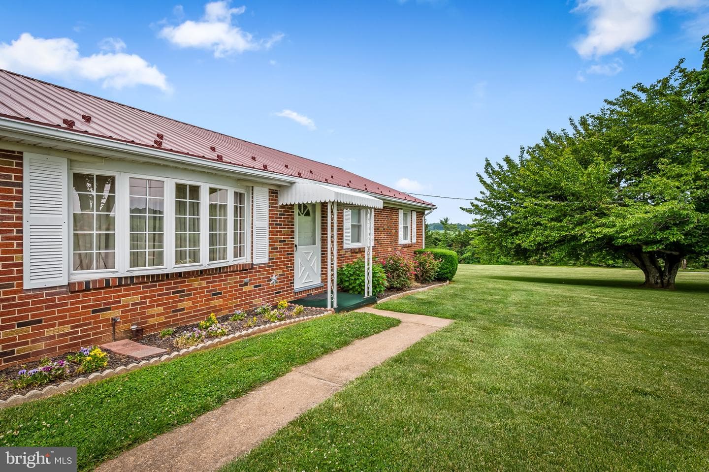 2104 And 2100 Peterman Road photo 5