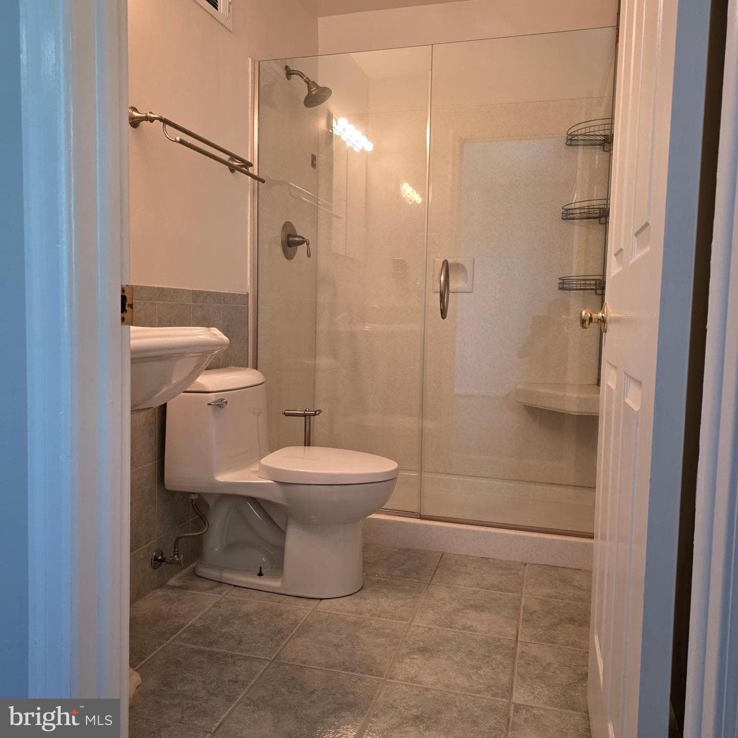 8 Treadway Court photo 30