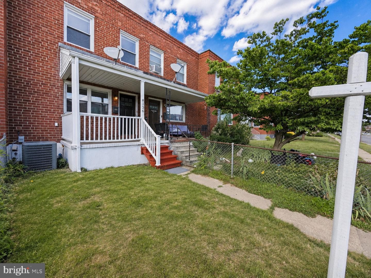 8136 Gray Haven Road photo 3