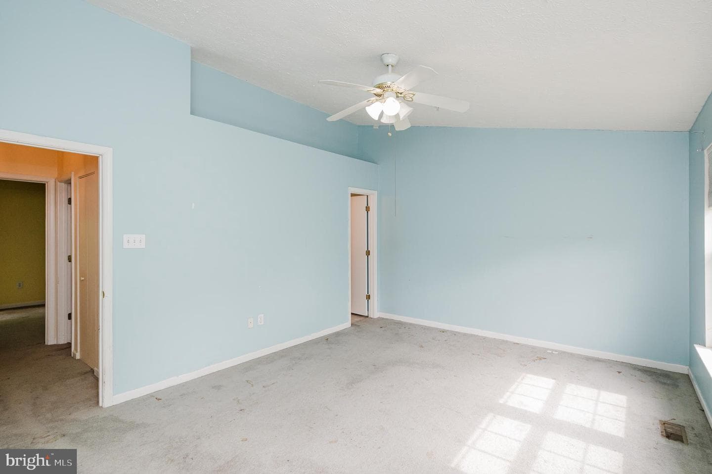 16 Whorl Court photo 5