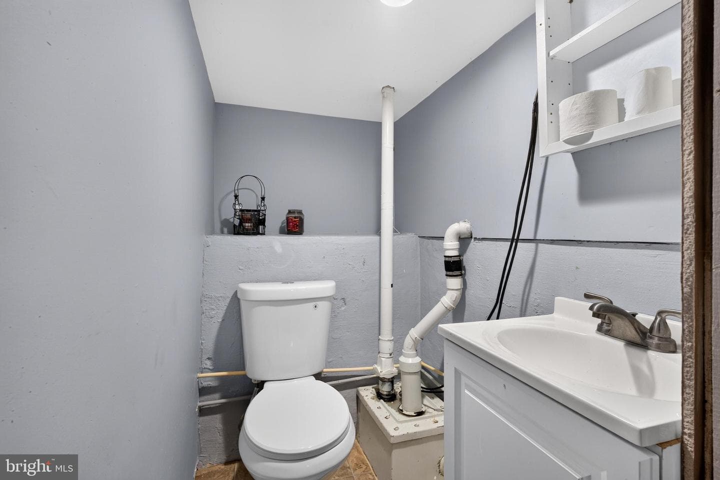 6 Avenal Road photo 35