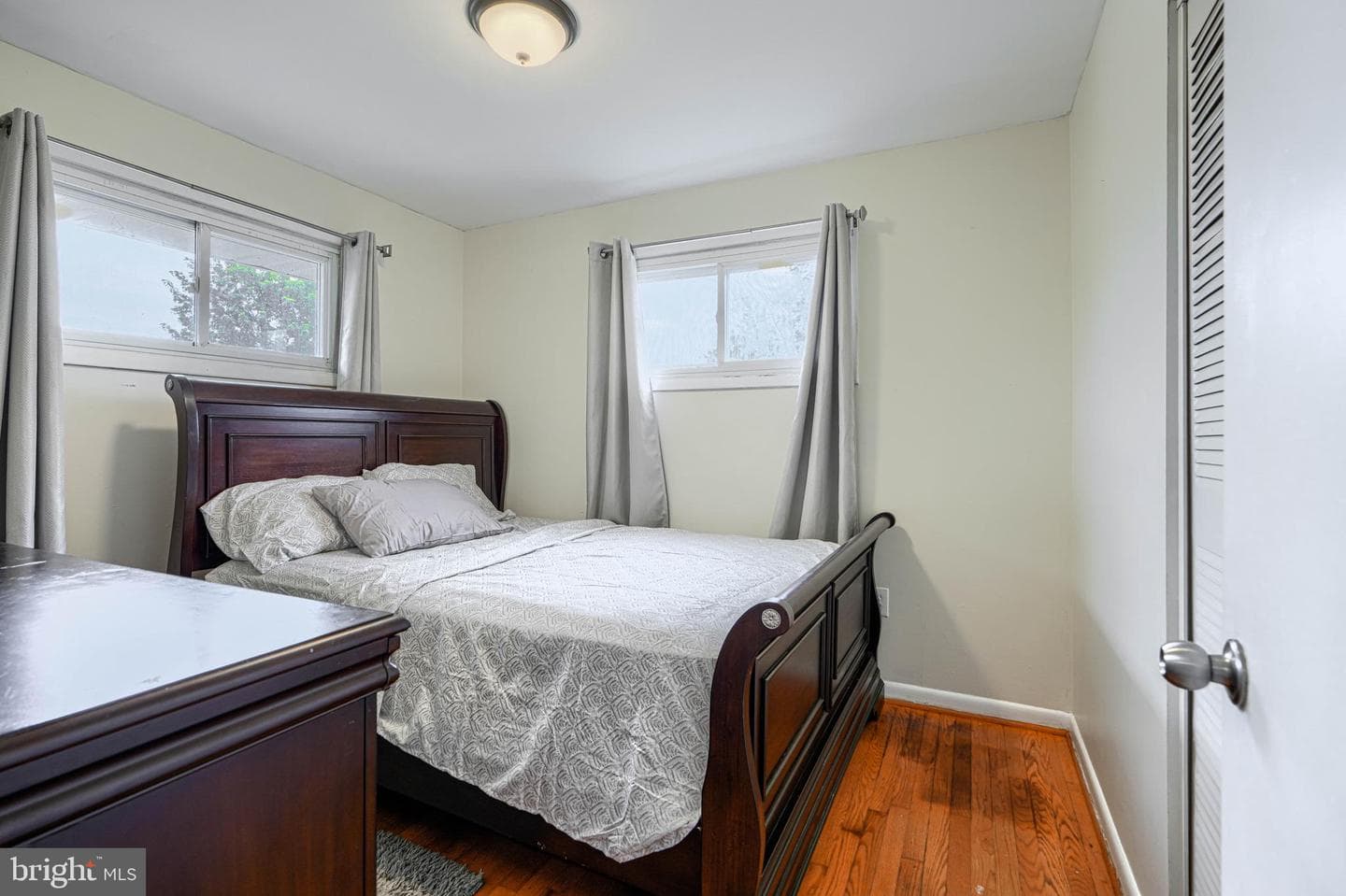 9405 Thornewood Court photo 22
