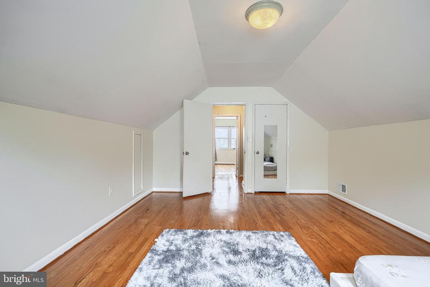 9405 Thornewood Court photo 28
