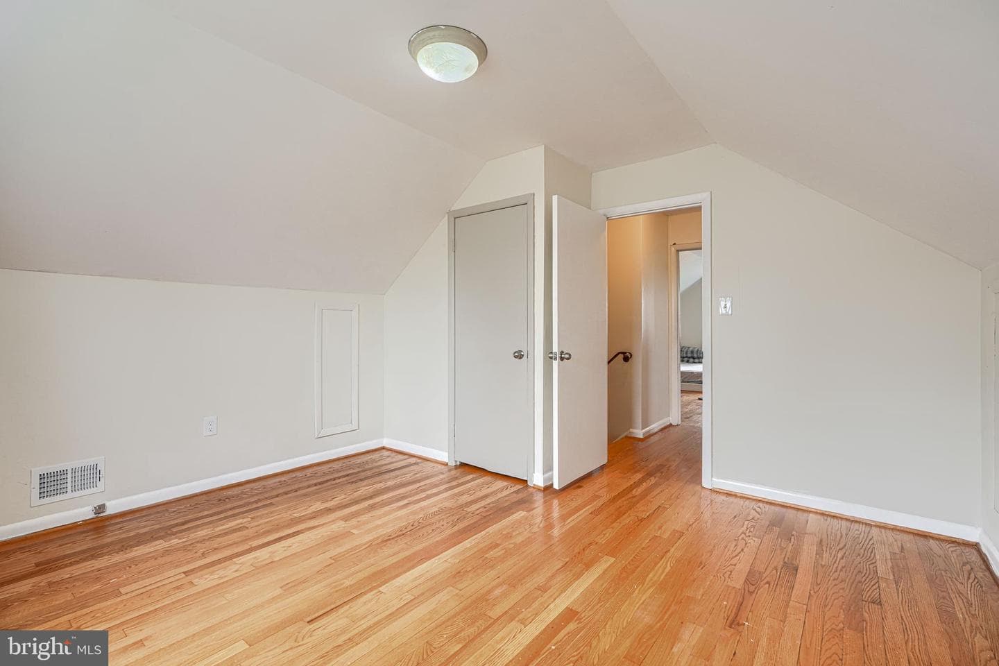 9405 Thornewood Court photo 31