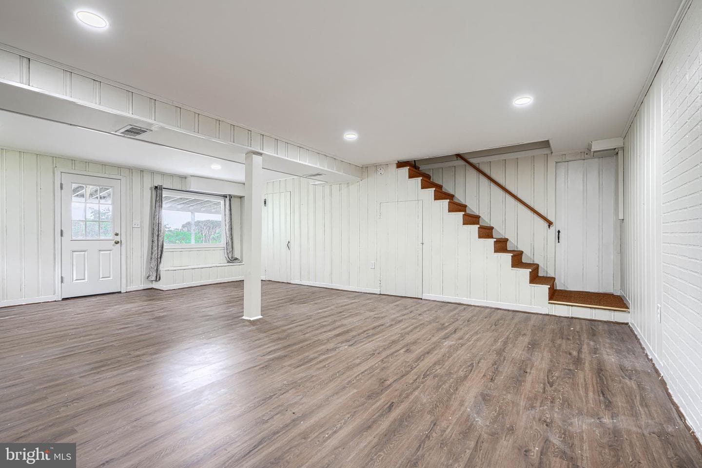 9405 Thornewood Court photo 34