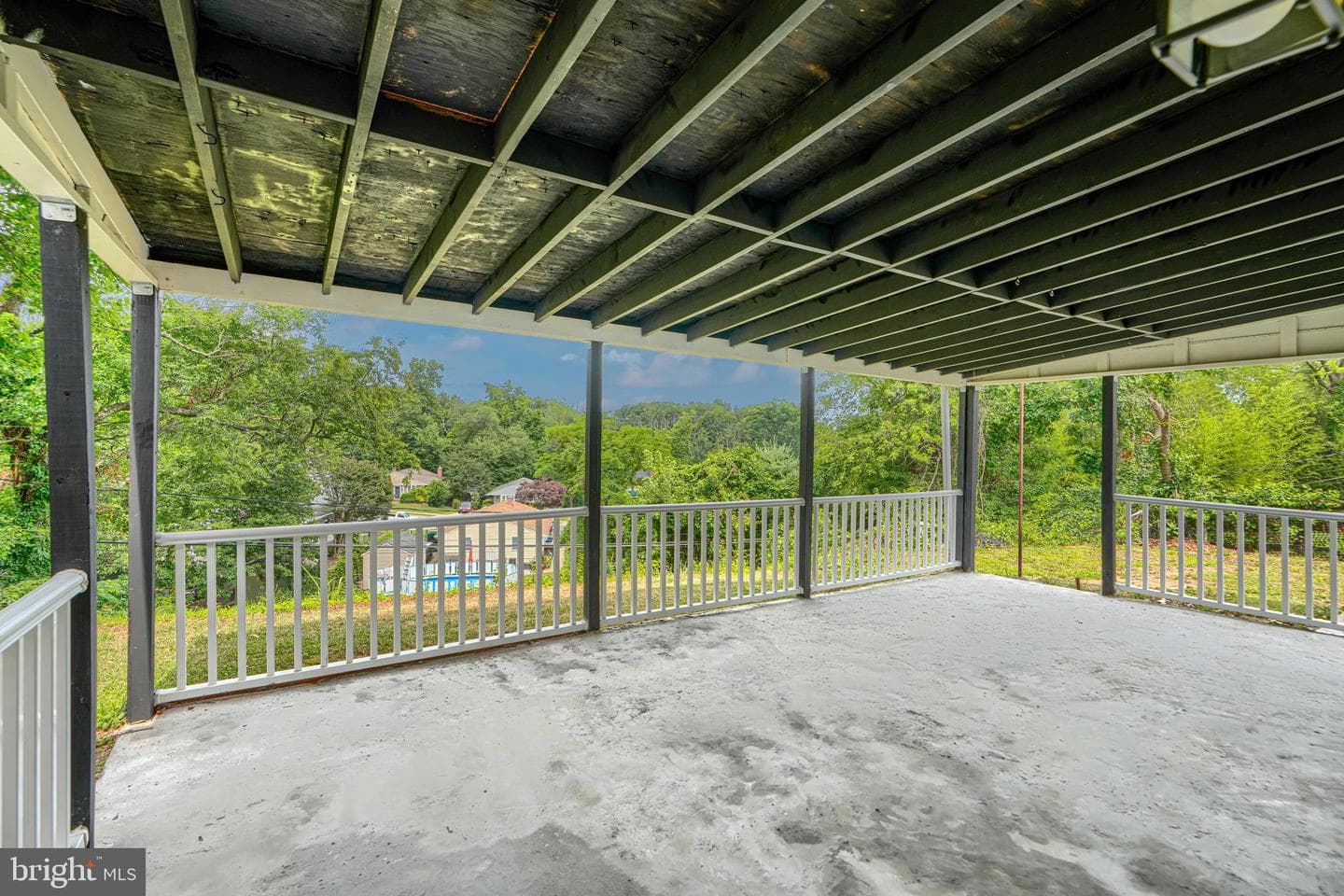 9405 Thornewood Court photo 40