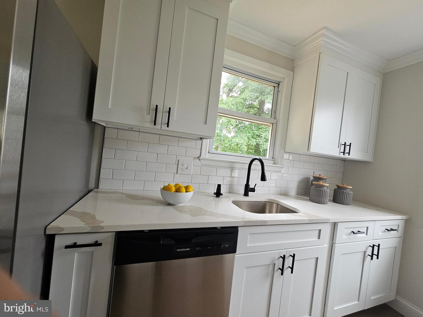 2023 Middleborough Road photo 14