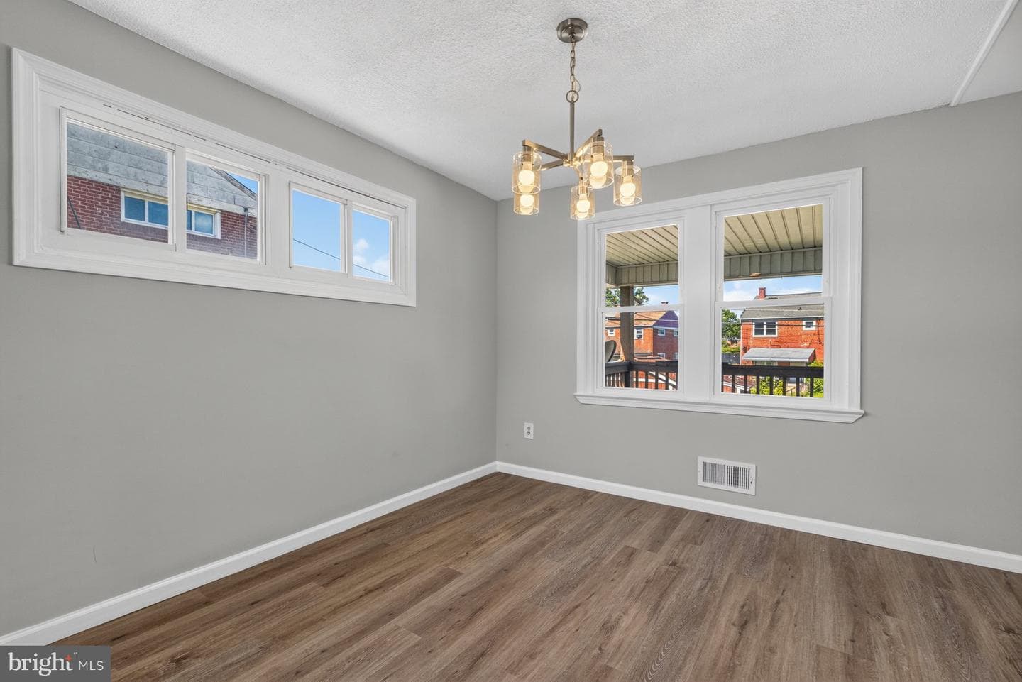 1524 Barkley Avenue photo 8