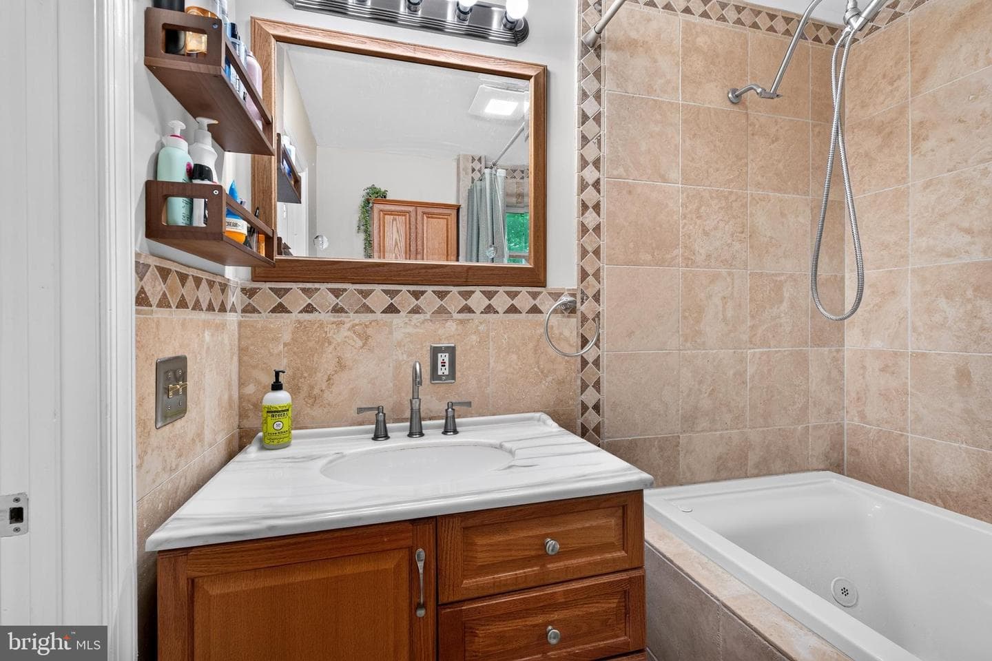 7415 Greenbank Road photo 26