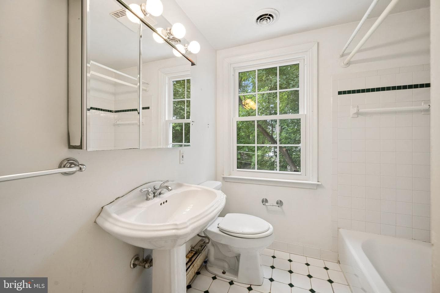 108 Marykay Rd photo 44