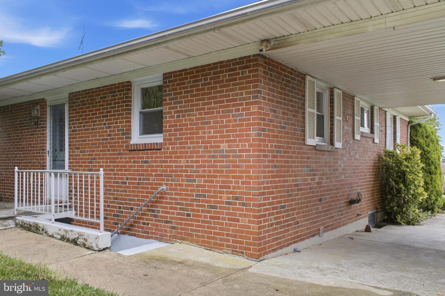 8302 Berkfield Road photo 44
