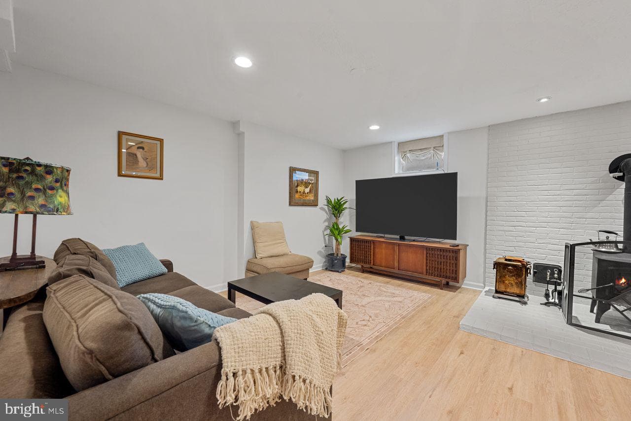 2 Arden Valley Court photo 75