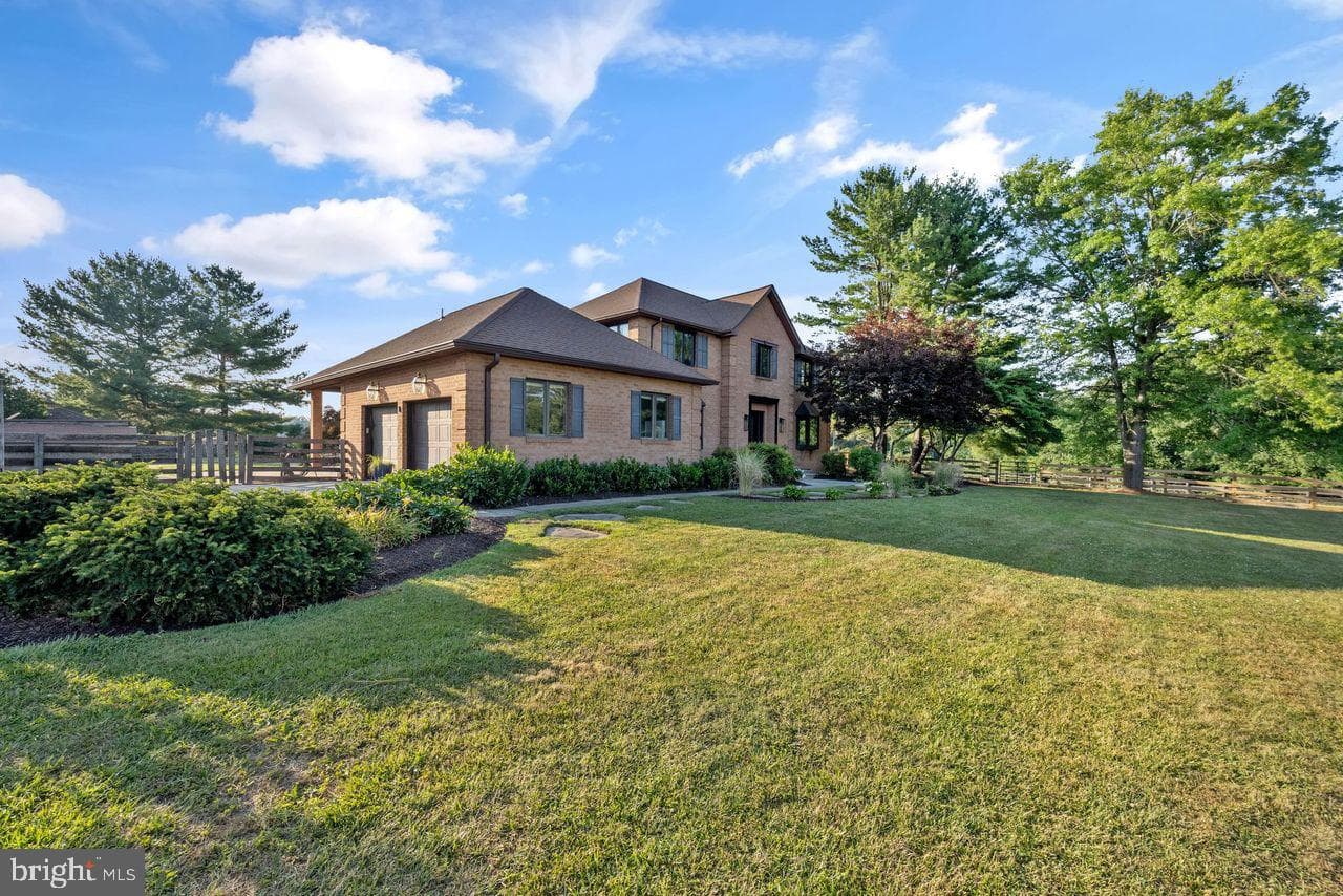 2 Arden Valley Court photo 96
