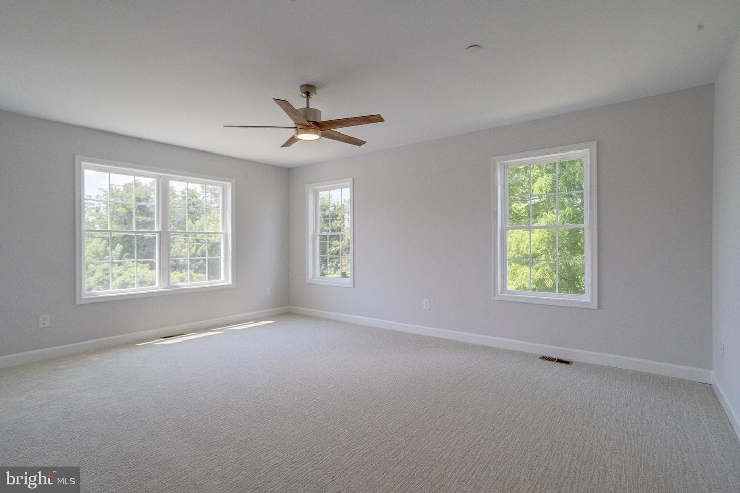 7547 Battle Grove Circle photo 40