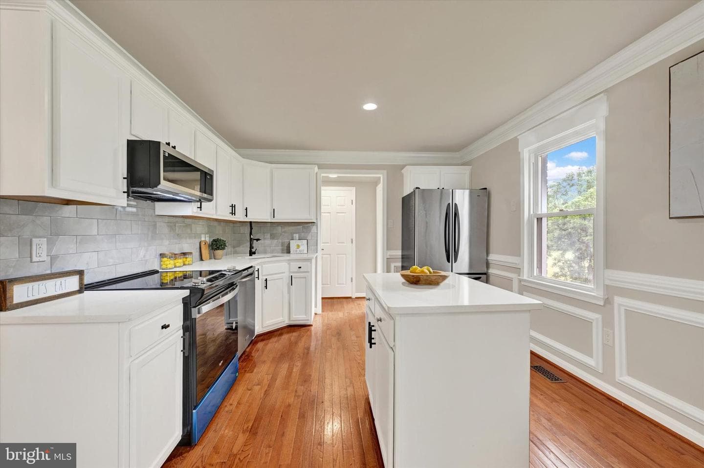 2743 Ridge Road photo 11