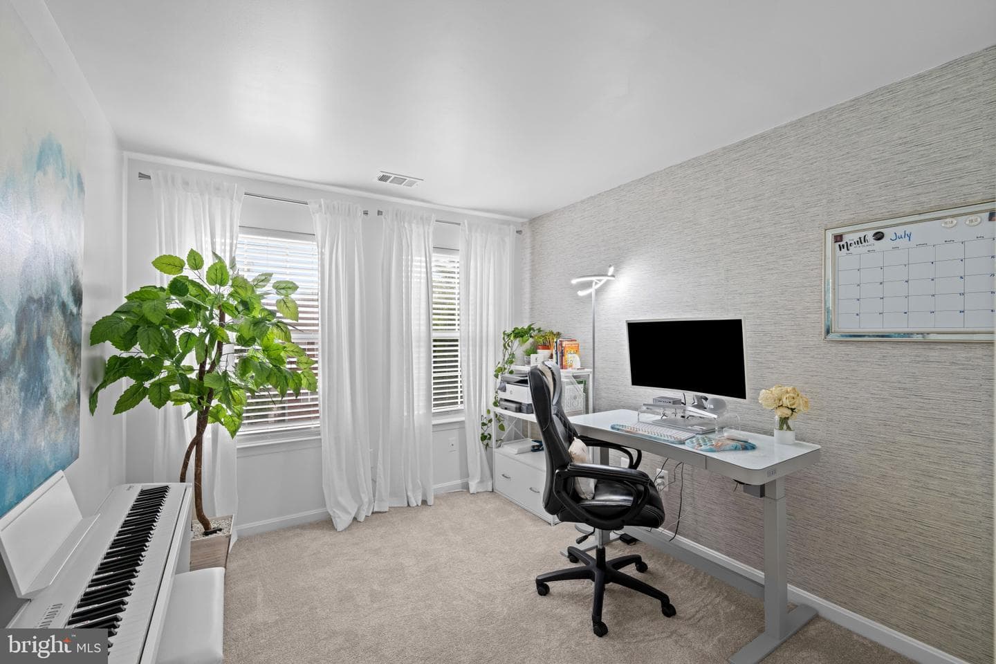 220 Persimmon Circle photo 18