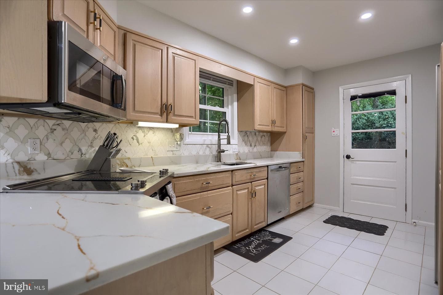 10902 Baronet Road photo 9