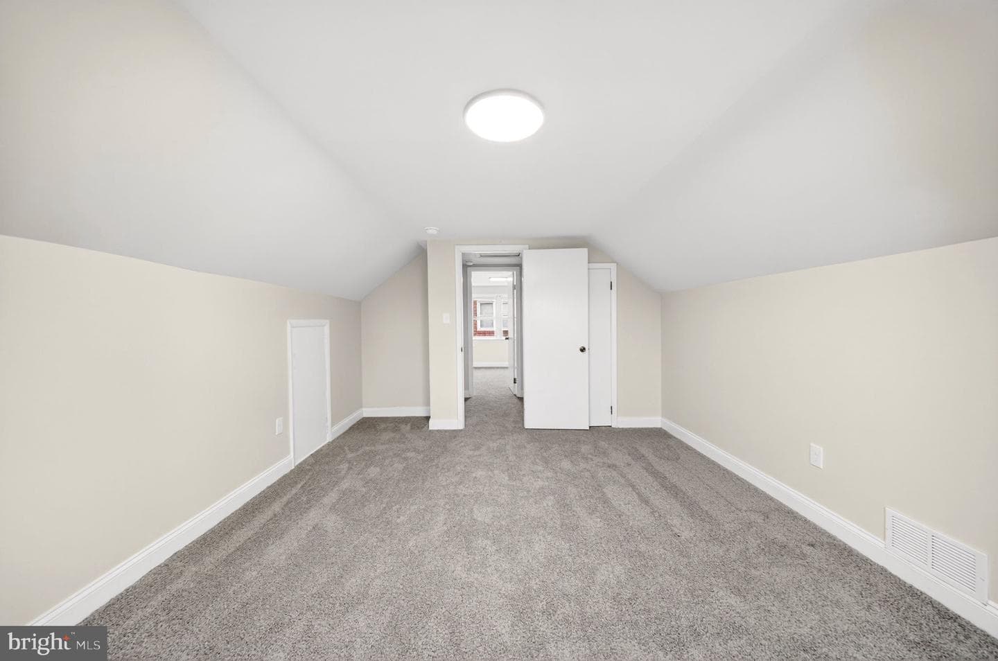 8217 Laurel Drive photo 24