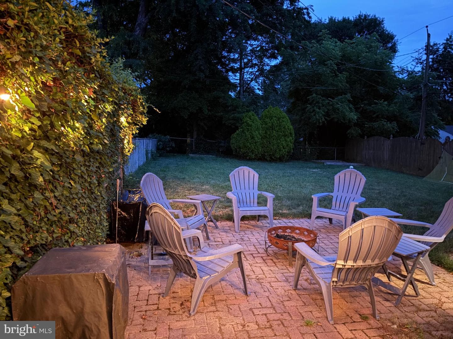 6401 Sharon photo 9