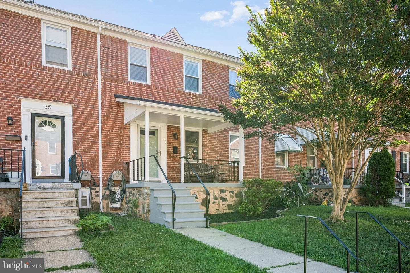 33 Briarwood Road