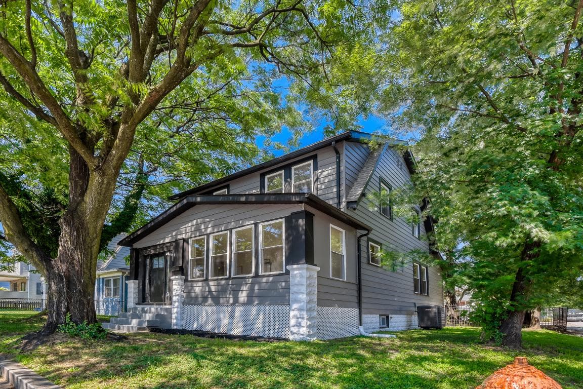 103 N Dundalk Avenue photo 10