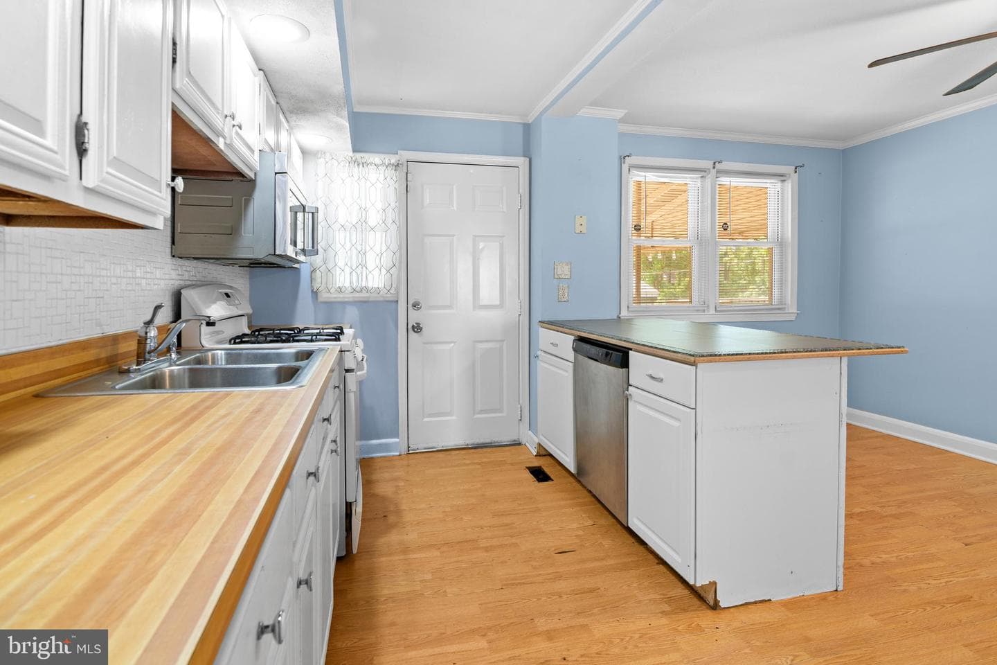 364 Leeanne Road photo 10