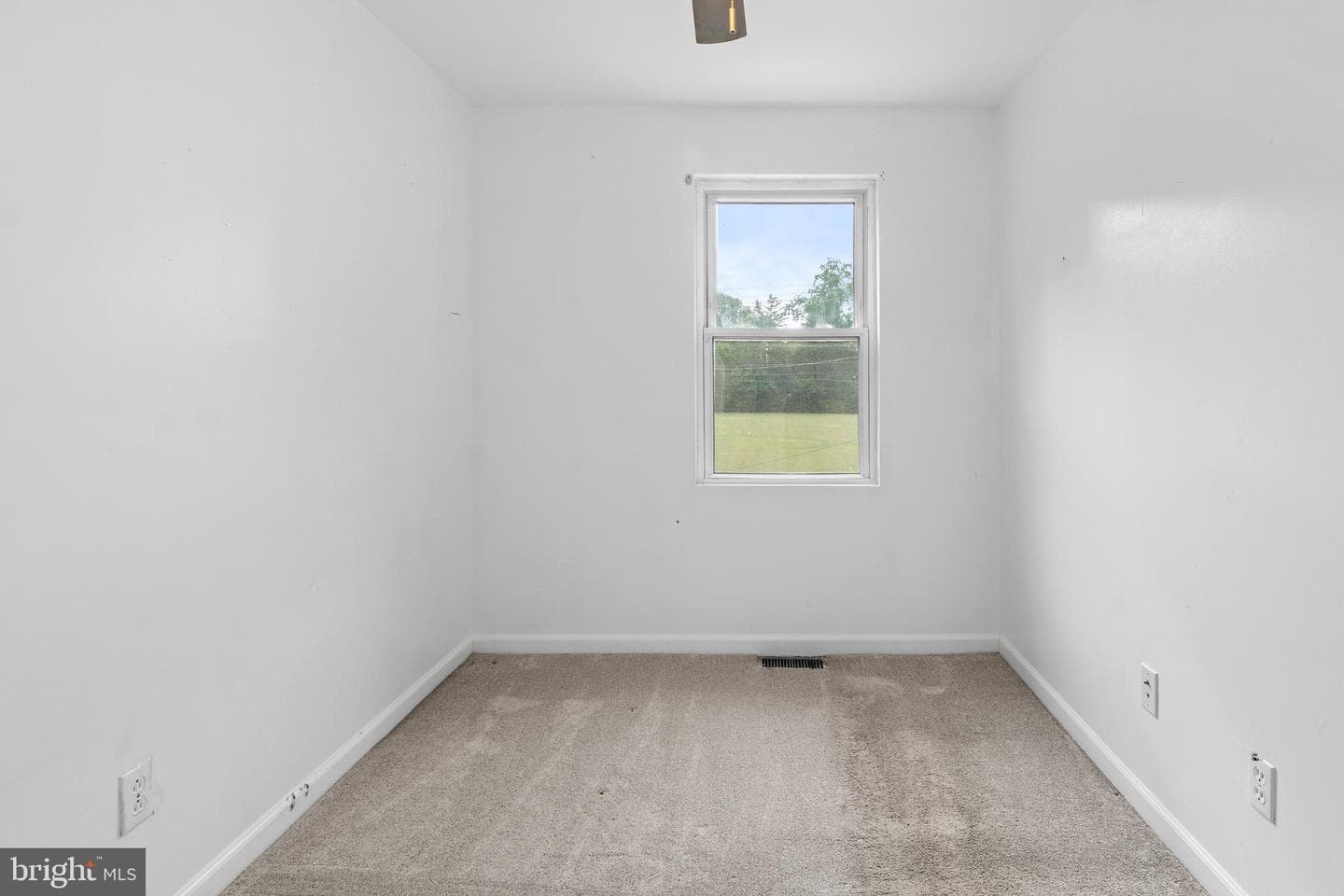 364 Leeanne Road photo 19