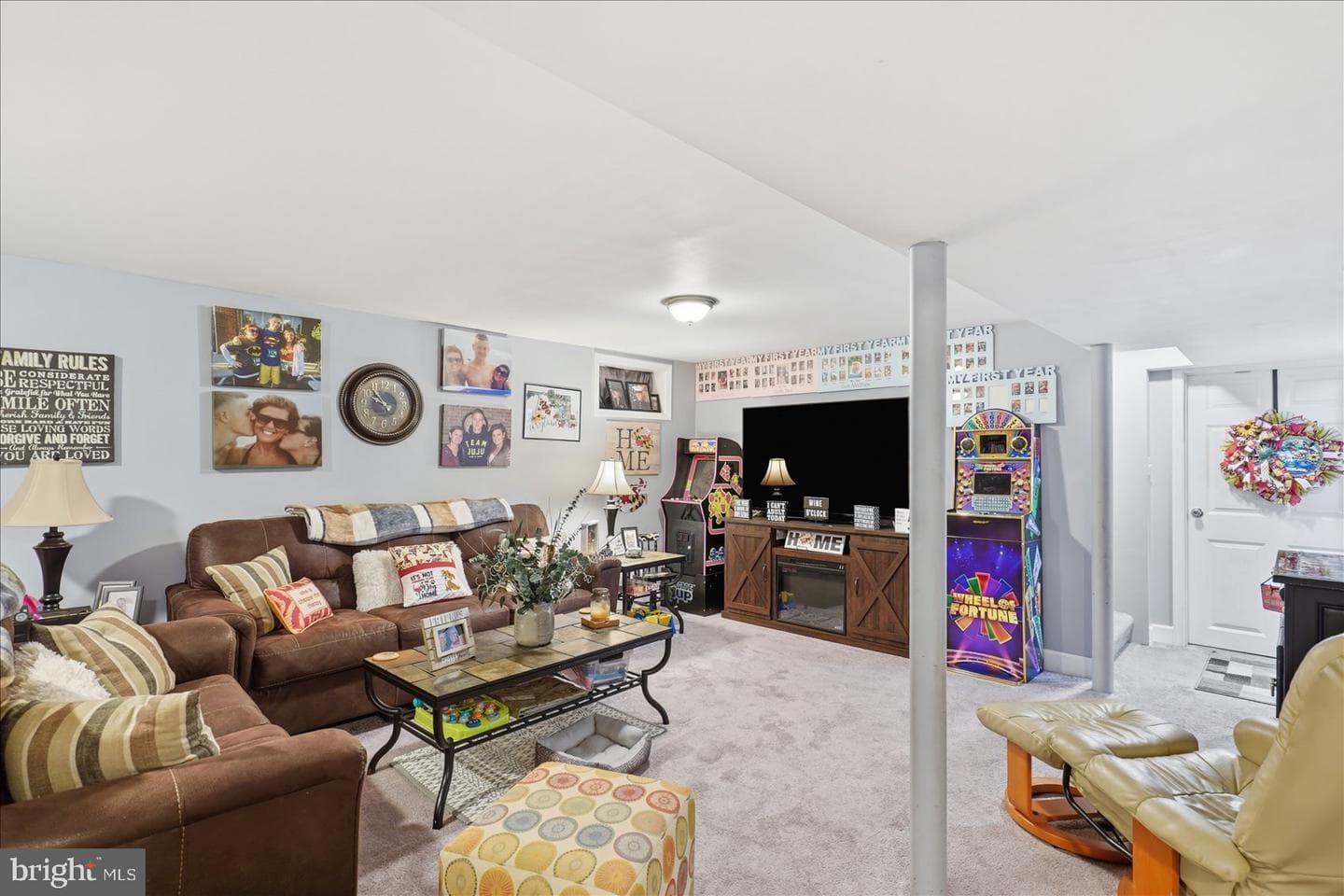 2827 Erie Avenue photo 25