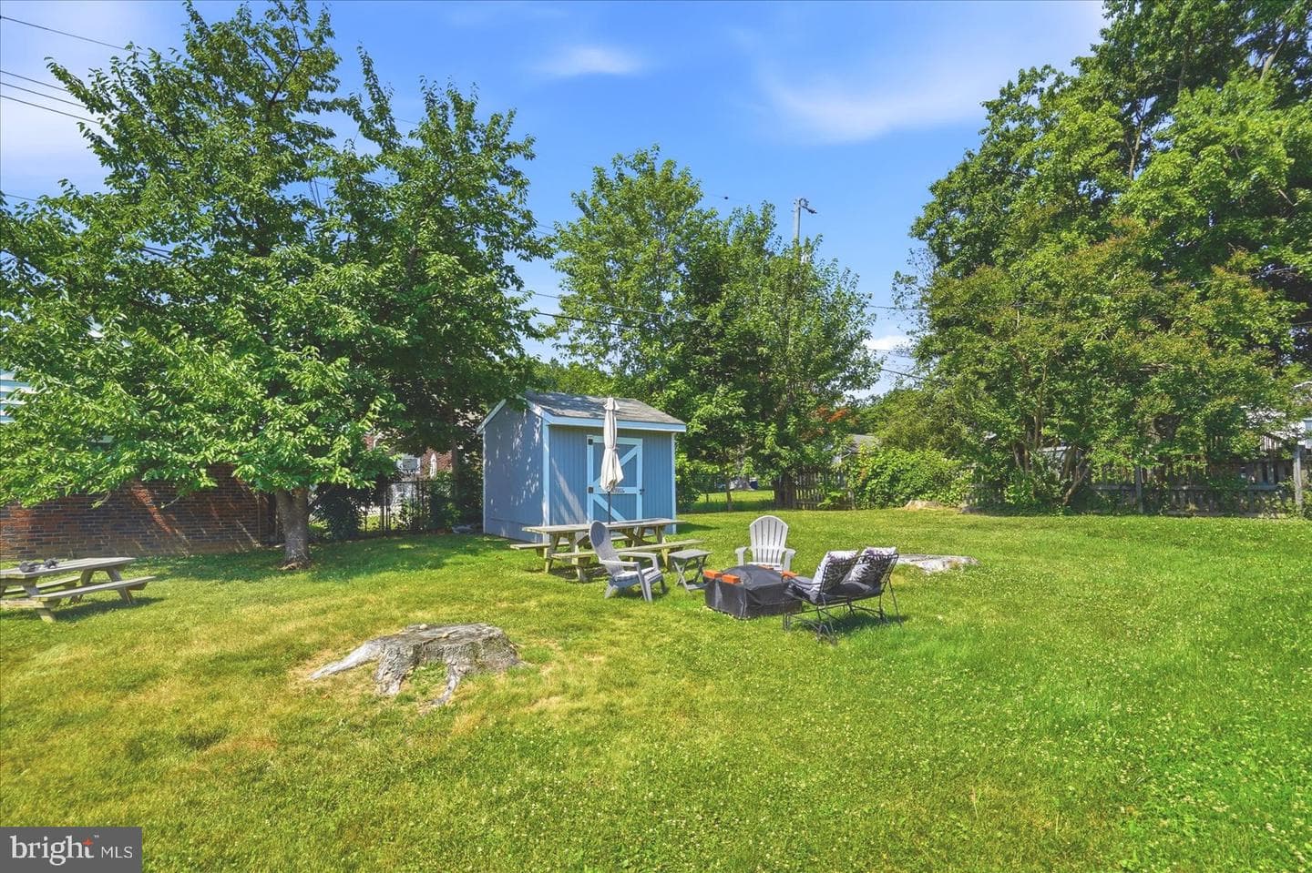 2827 Erie Avenue photo 35