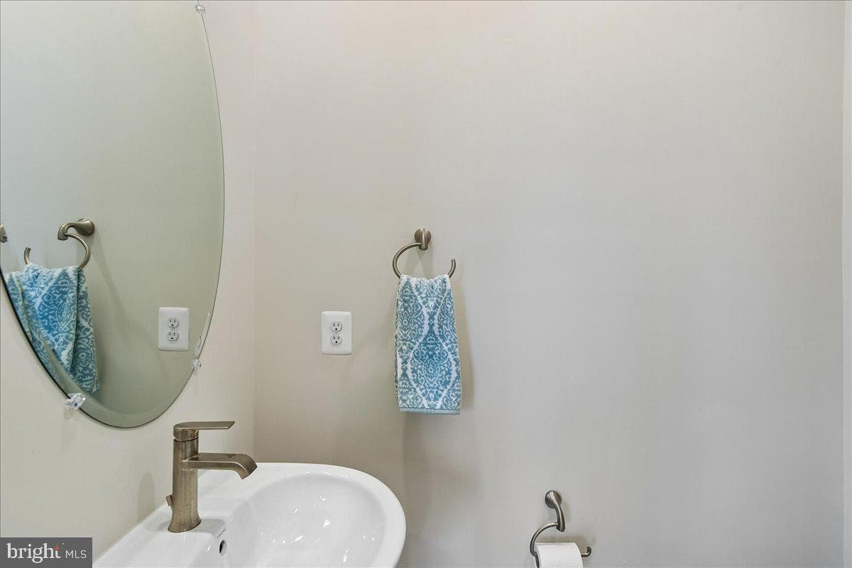 2209 Woodlands Road photo 20