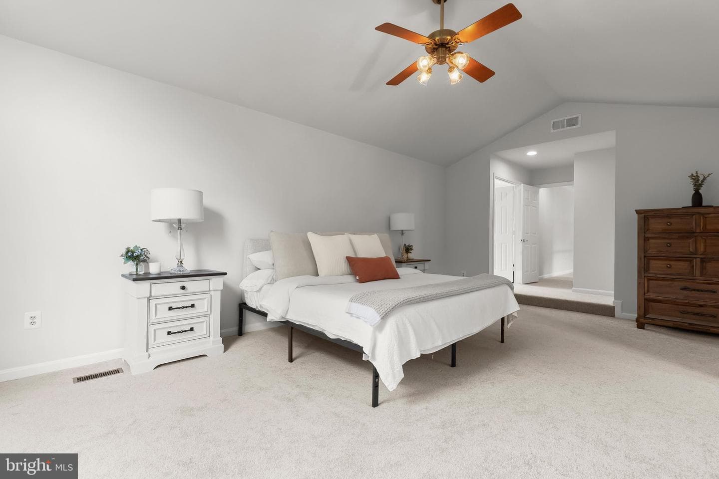 16 Farm Ridge Court photo 40
