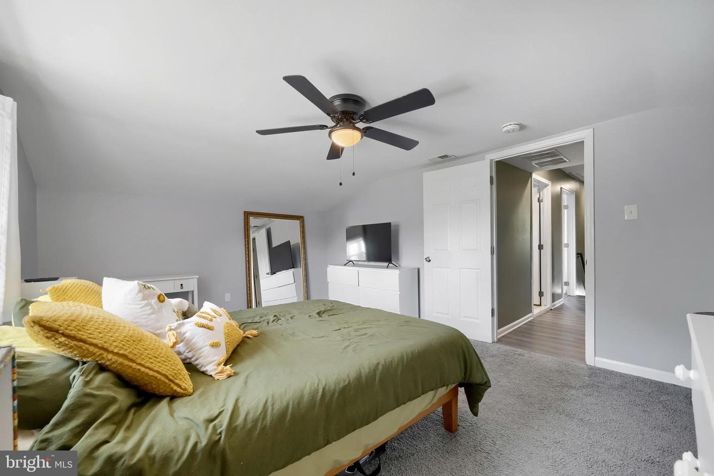 8206 Bear Creek Drive photo 18