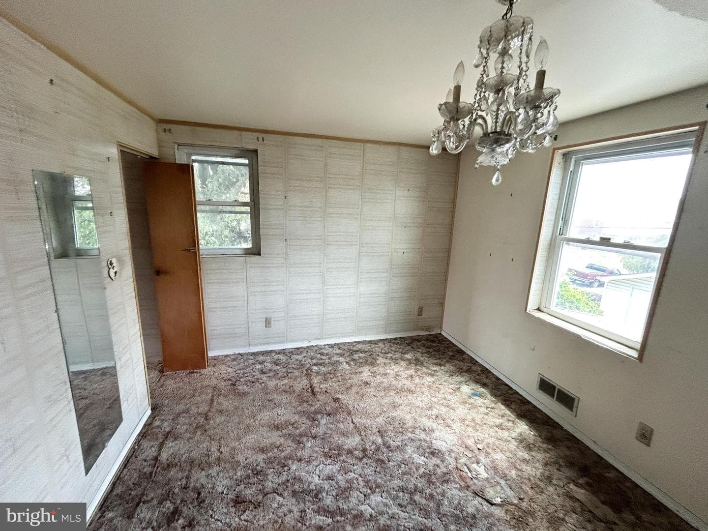 1813 Dunmere Road photo 10