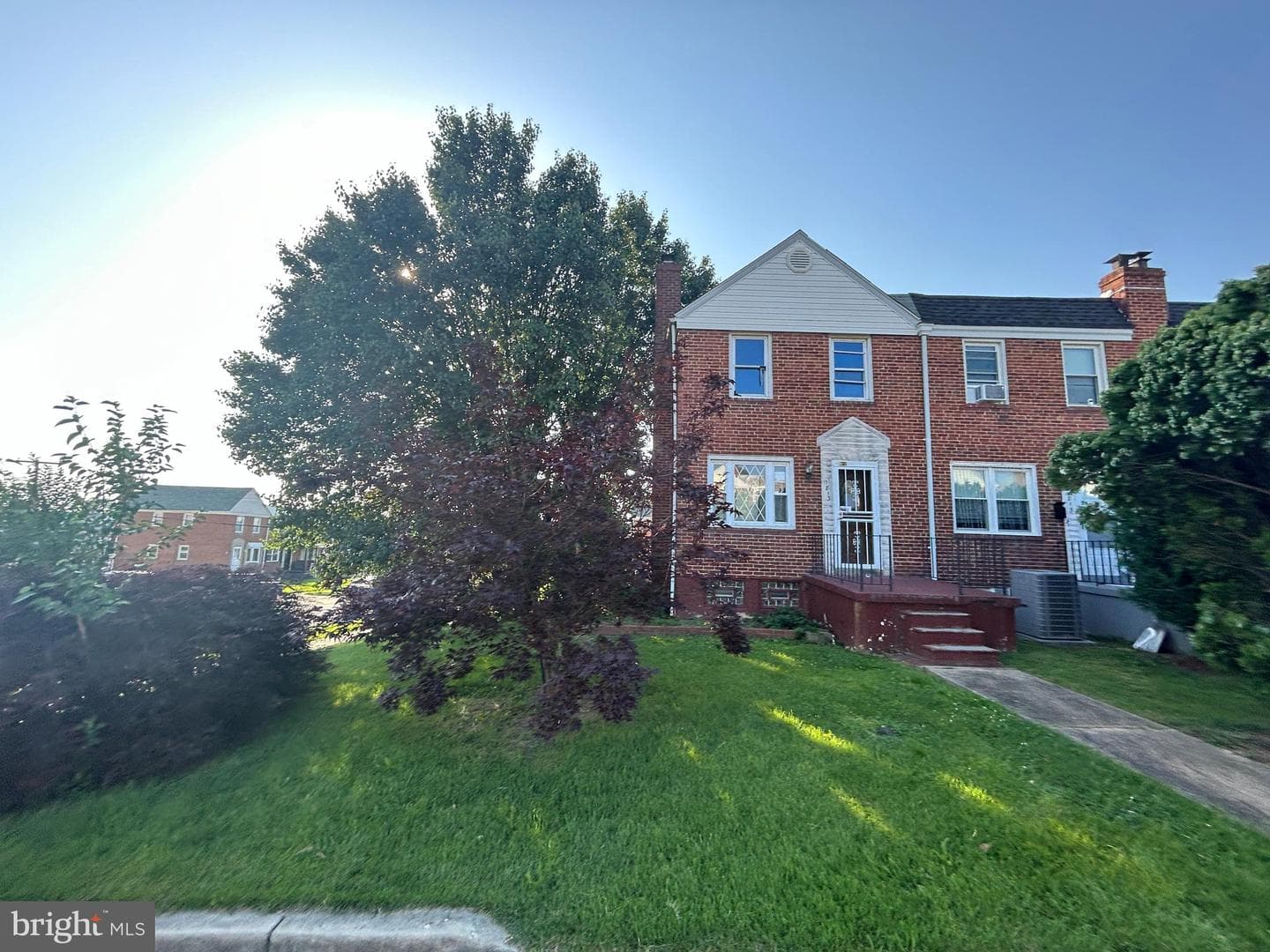 1813 Dunmere Road photo 5