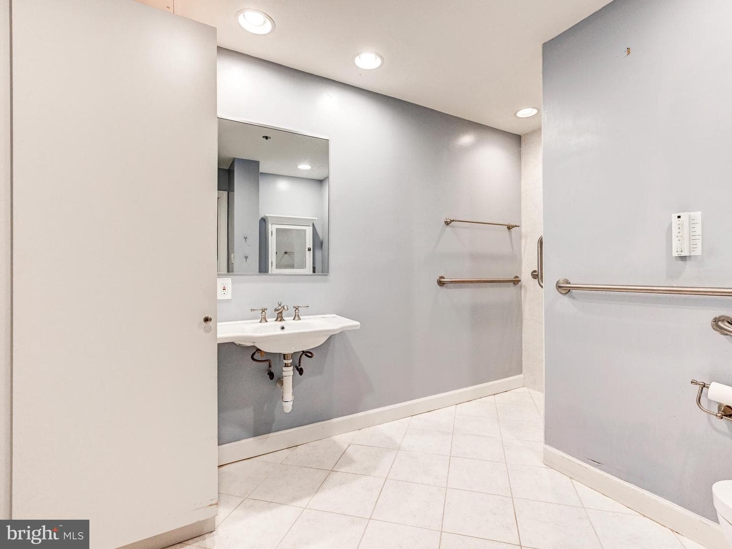 103 Brightwood Club Drive #103 photo 17