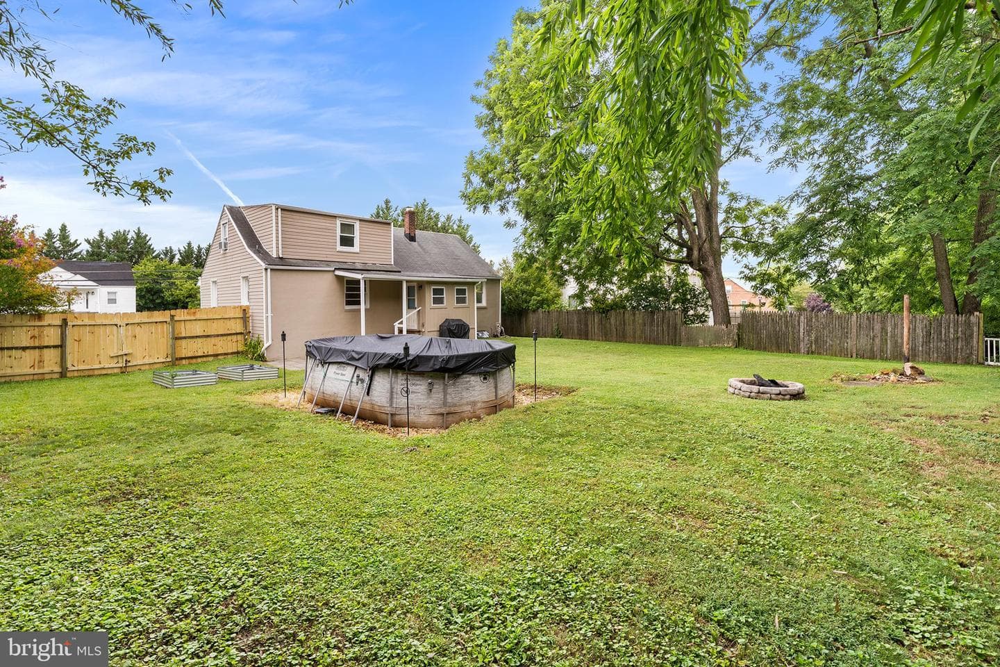 14 Gibbons Boulevard photo 28