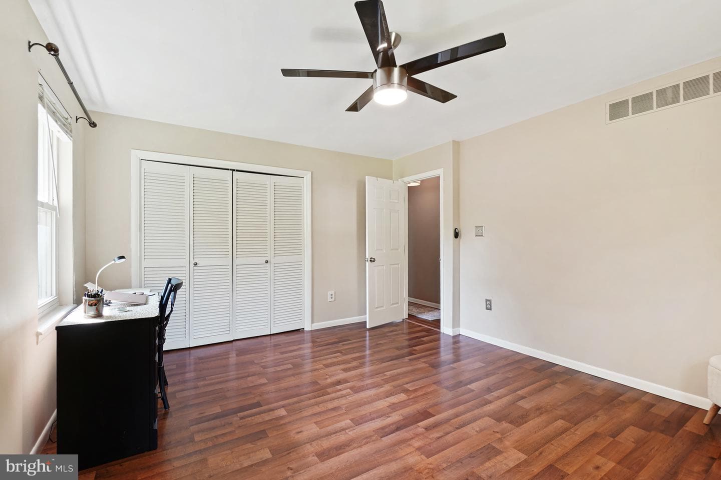 1721 Willis photo 14